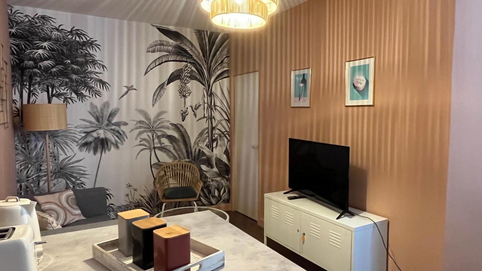 Le Vichy Centre, Spacieux Et Cosy T2 Avec Vue, Au Calme Eksteriør bilde